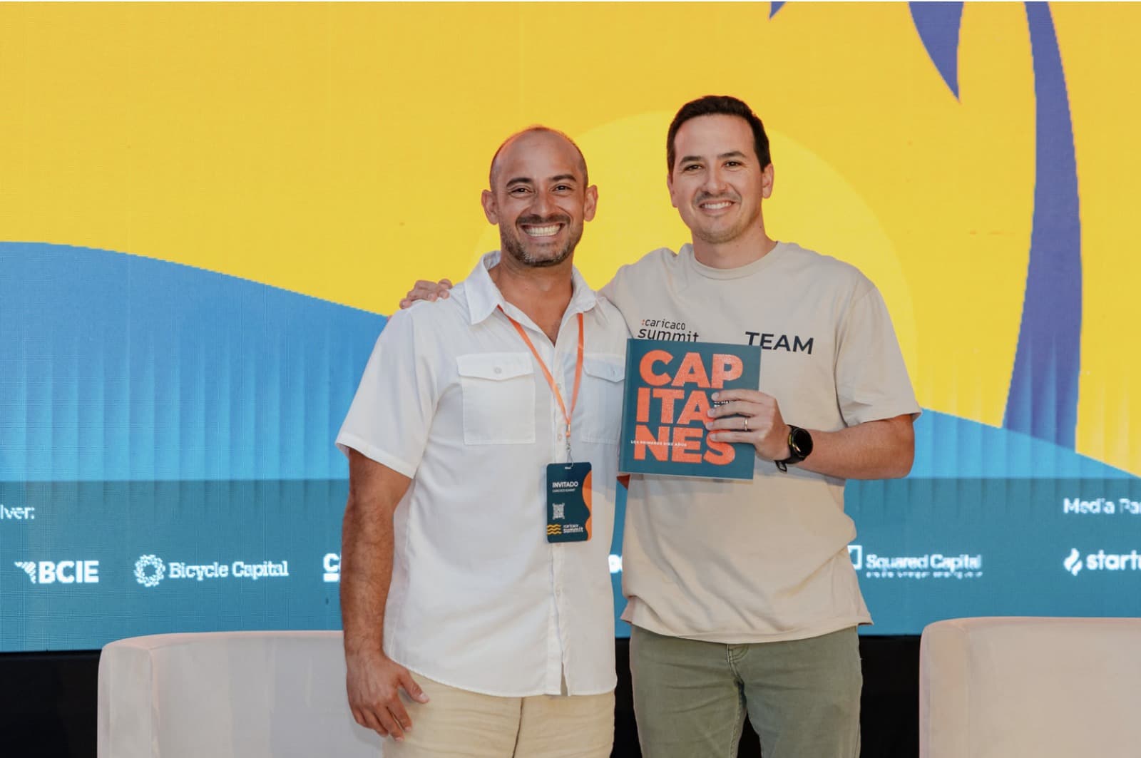 CAPITANES en su presentación pública